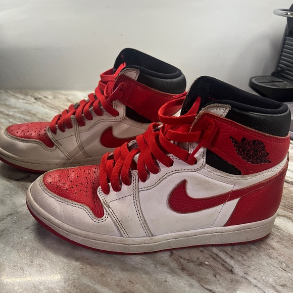 Air Jordan 1 Retro - Picture 1 of 7